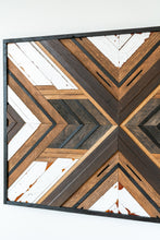 Load image into Gallery viewer, Fiocco