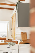 Load image into Gallery viewer, Breve